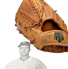1950s Regent Sports Bobby Schantz NY Yankees /Phila Ath LHT Baseball Glove Mitt