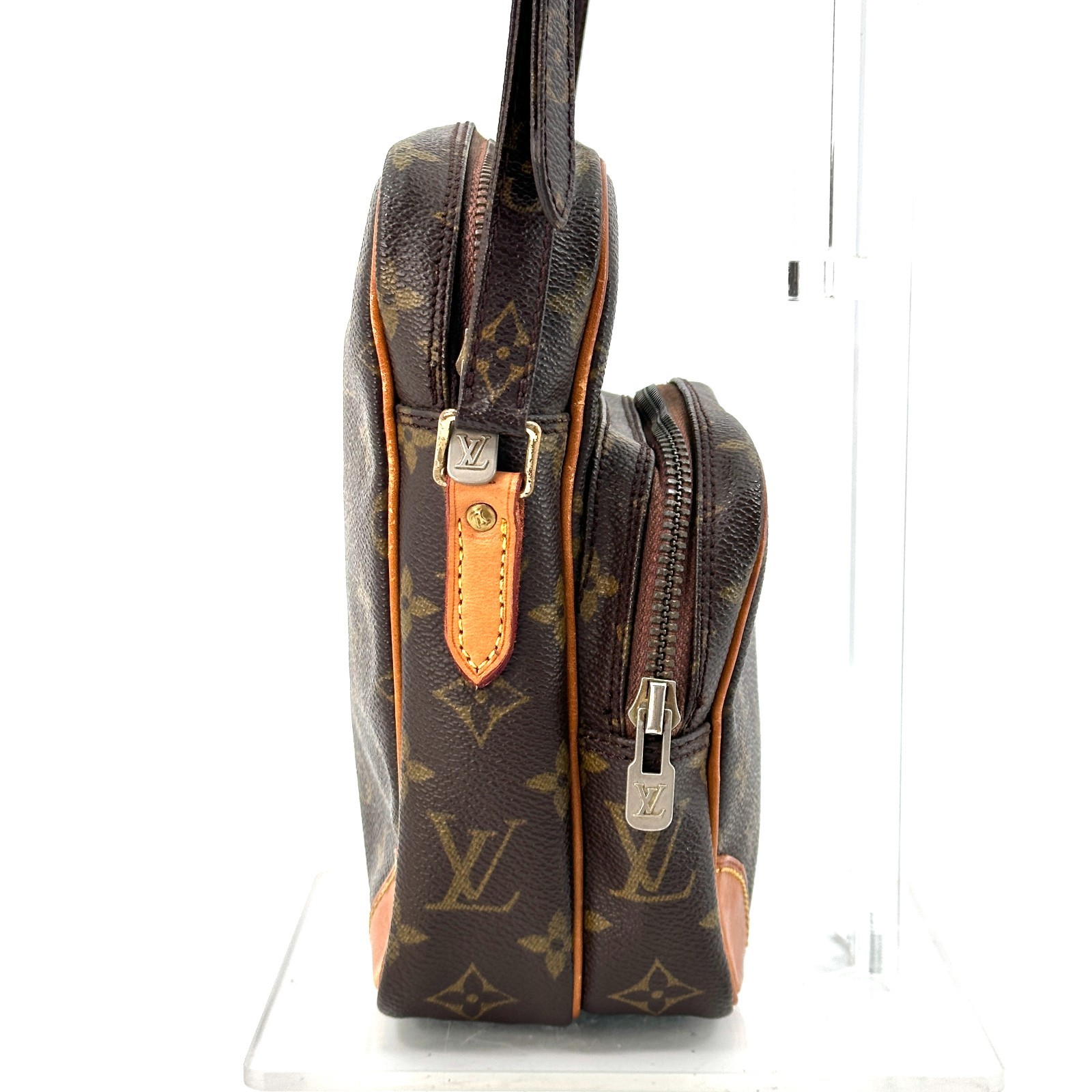 Louis Vuitton Amazone Shoulder Bag Monogram Canvas Brown Authentic thumbnail 7