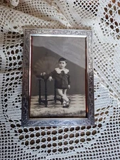 Portafoto con cornice in argento 800 con decoro anni 50.