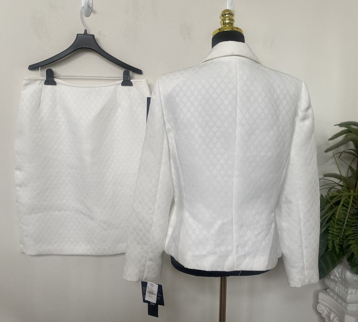 NWT Le Suit Women's Vanilla Ice White Amalfi Coast 2 Pc Skirt Suit Size 14, $200