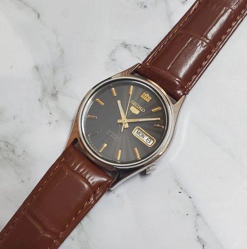 Seiko SKXQ63 1999 Black Linen Sunburst Dial Retro Rare Vintage Automatic JDM OEM