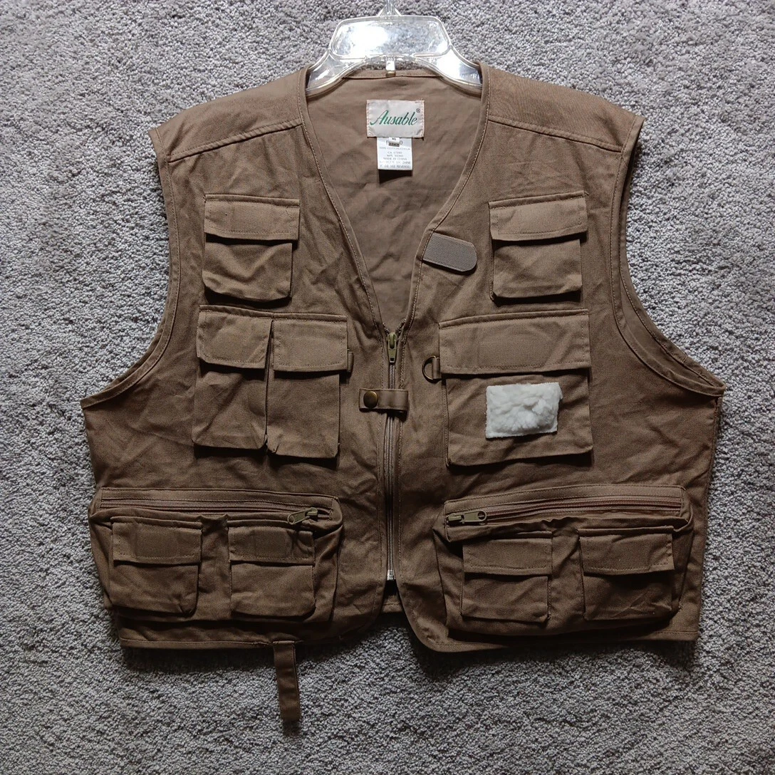 Vintage Ausable Fly Fishing Vest Womens XL Khaki Tan Pockets Full Zip Button