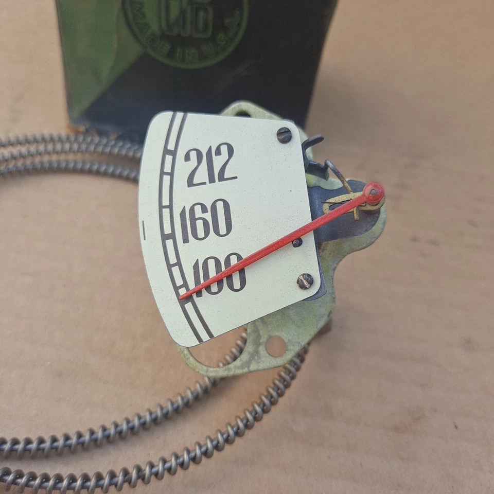 1938 Plymouth P5 Roadking P6 Deluxe TEMPERATURE GAUGE Radimeter NOS MoPar - Image 2 of 3