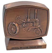 Vintage John Deere Bank Employees Credit Union 1982 Sixth Final Edition Tractor