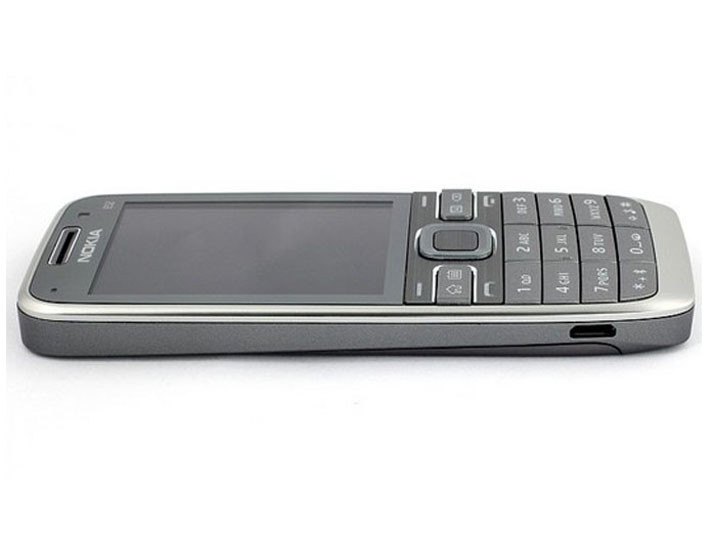 Nokia E52 Mobile Phone Bluetooth WIFI GPS 3G HSDPA 900