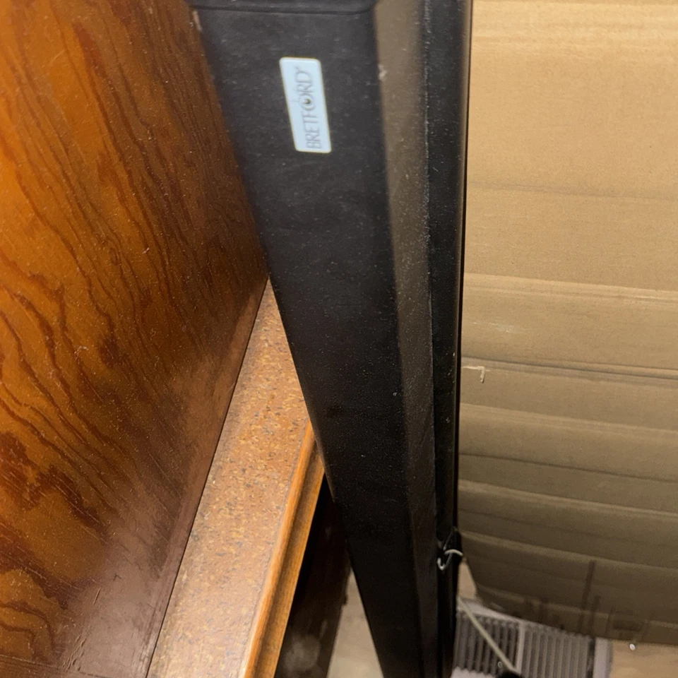 Casio XJ-A140V DLP Projector With Projection Screen - Image 4 of 4