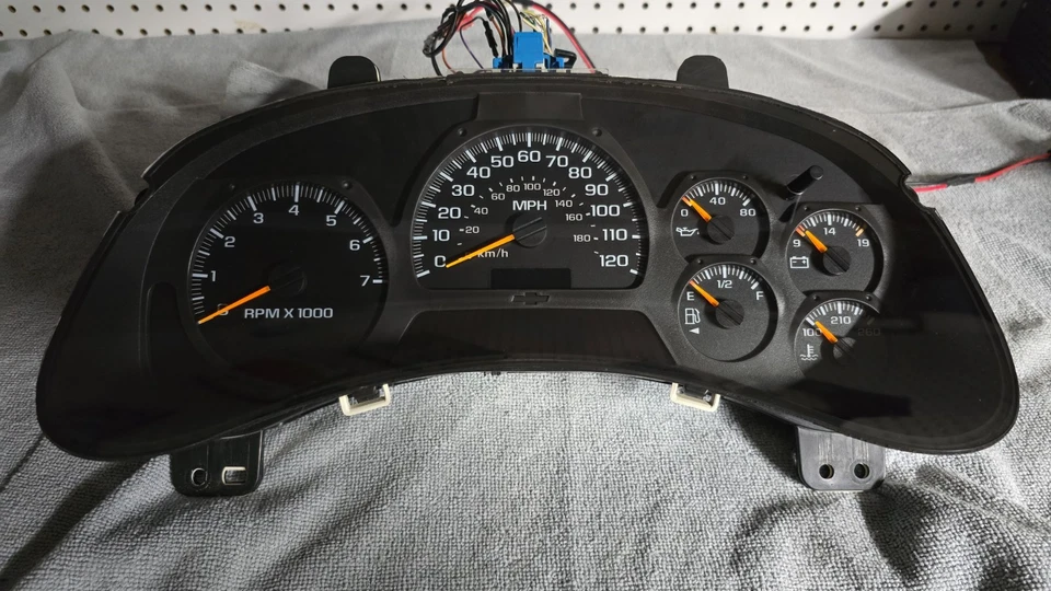 Chevy Trailblazer Gauge Cluster 2002-2004 Foto 2 de 4