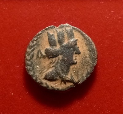 PHOENICIA. Simyra (?). Late 2nd to 1st centuries BC. Æ20 Tyche & Zeus