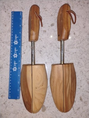 Cedar Shoe Trees, Shoe shapers, Shoe forms and Boot trees. Extra Large.