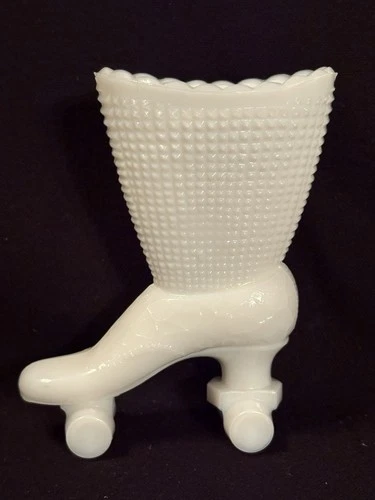 Vintage Hard To Find Milk Glass Victorian Shoe Roller Skate Toothpick Holder 4”H