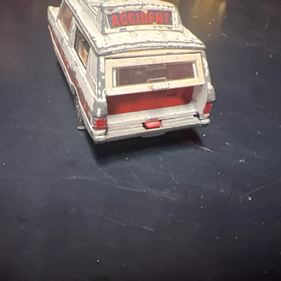 Corgi Toys 461 - Whizzwheels Police Vigilant Range Rover sin embalaje original vintage Foto 3 de 4