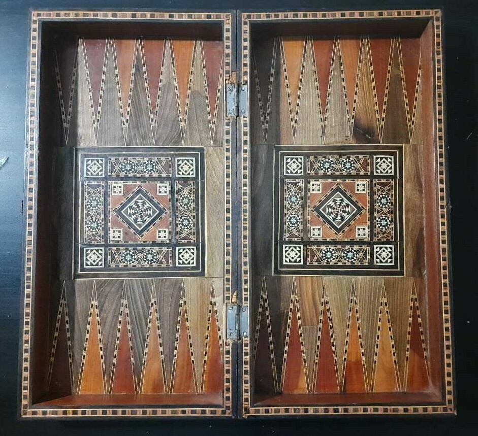 Ancien échiquier coffret marqueterie millieu xxe Jeu d'échecs Ile