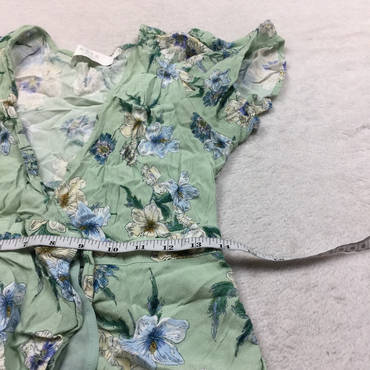 ASTR the Label Mini Wrap Dress Size S Womans Green Floral Print Short Sleeve | eBay ASTR the Label Mini Wrap Dress Size S Womans Green Floral Print Short Sleeve | eBay
