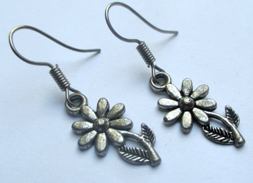Boucles D'oreilles Anciennes Pendantes Fleur En Argent Léger - Bijou Vintage - Parfait état