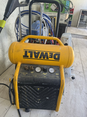 Dewalt