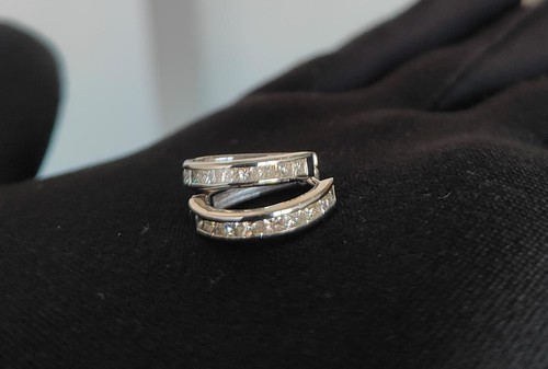 1.08 Carats Princess Shape Natural Diamonds Unisex Hoop Earrings 18K White Gold - Picture 12 of 12