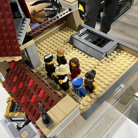 LEGO Creator Expert: Palace Cinema (10232), BUILT - SEE PICS