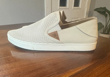 OluKai Pehuea Mesh Slip On Shoes Women's Size 9.5 Beige Tan Sneakers 20271-2020