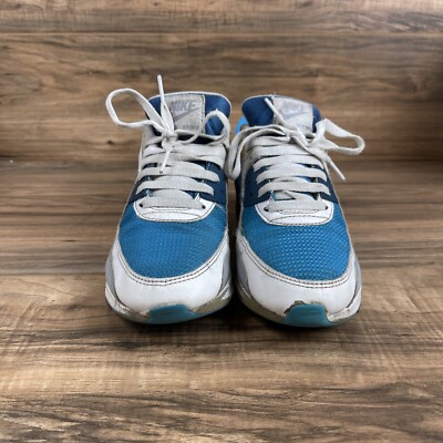 Nike Boys Air Max 90 Flyease Size 5.5Y CV0526-103 White