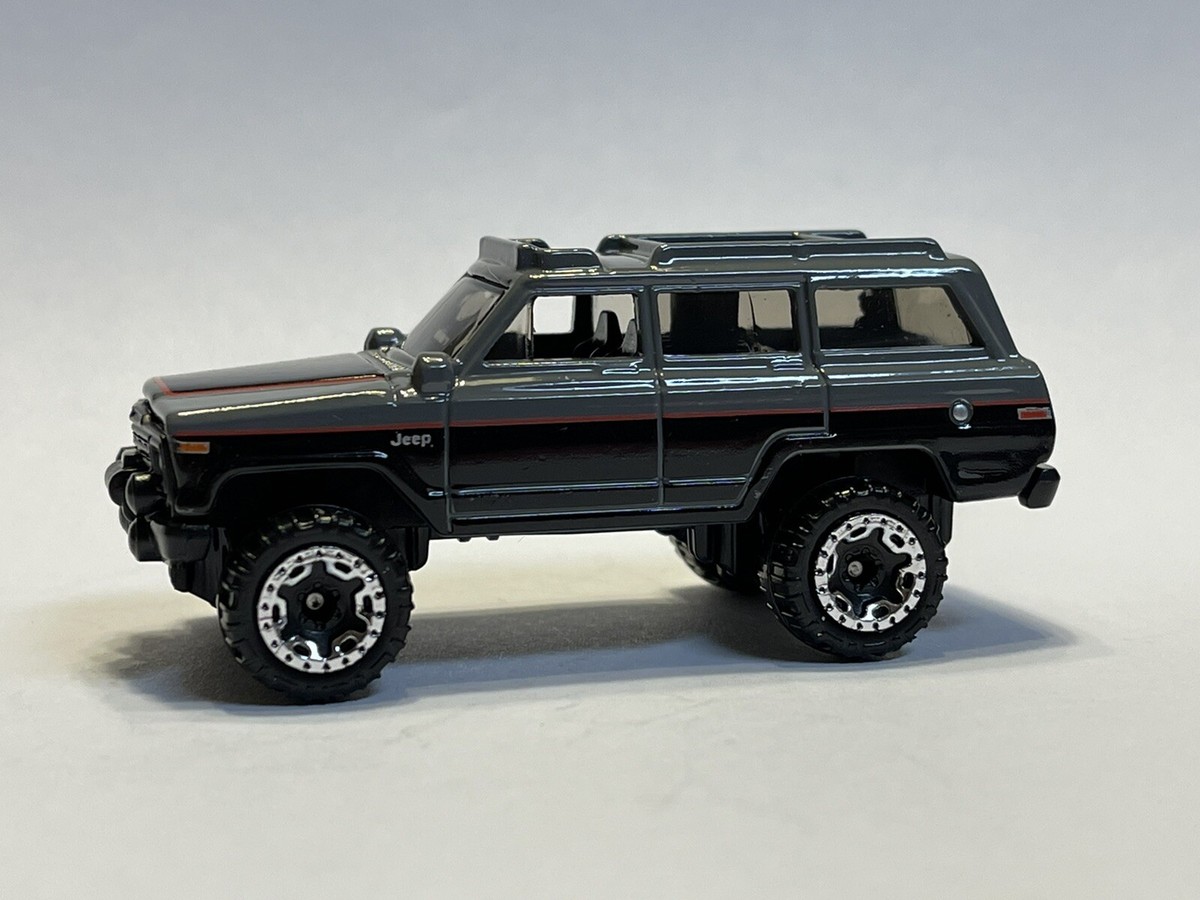 Hot Wheels 2023 Mainline 1988 Jeep Wagoneer Loose/Unspun | eBay