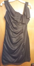 White By Vera Wang Wmn's Black Bridesmaid Asymmetric Collar Ruched Sz 4 Dress 