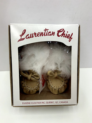 Laurentian Chief- Eugene Cloutier - Deer Tan Baby Infant Moccasins Size 3 NIB