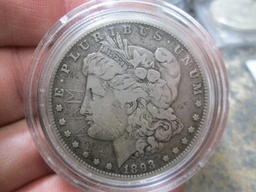 US 1893 MORGAN DOLLAR COIN IN FINE CONDITION SCRATCHED