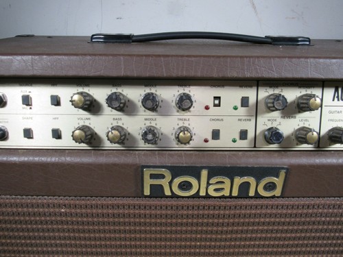 Vintage Roland Acoustic Chorus 100 Guitar Amplifier - Picture 3 of 11