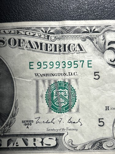 1988 A $5 Dollar Bill Federal Reserve Note E95993957 Four 9's - High Serial # - Picture 3 of 3