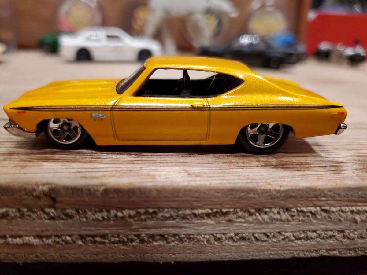 Voiture Miniature Hot Wheels - Chevrolet Chevelle Coupe - Modèle Rhielmans - Occasion