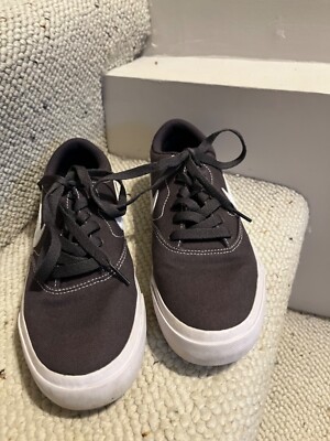 Size Nike SB Charge GS Gray