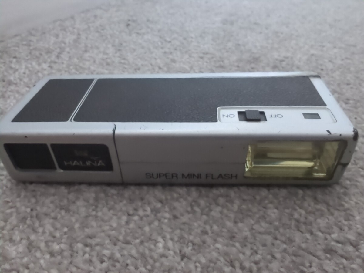 Halina Super Mini Flash 110mm Vintage Film Camera *Untested