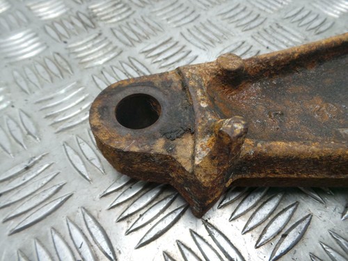 Renault Trafic I T1800 1981-2000 LH UK Passengers Front Lower Control Arm - Picture 2 of 6