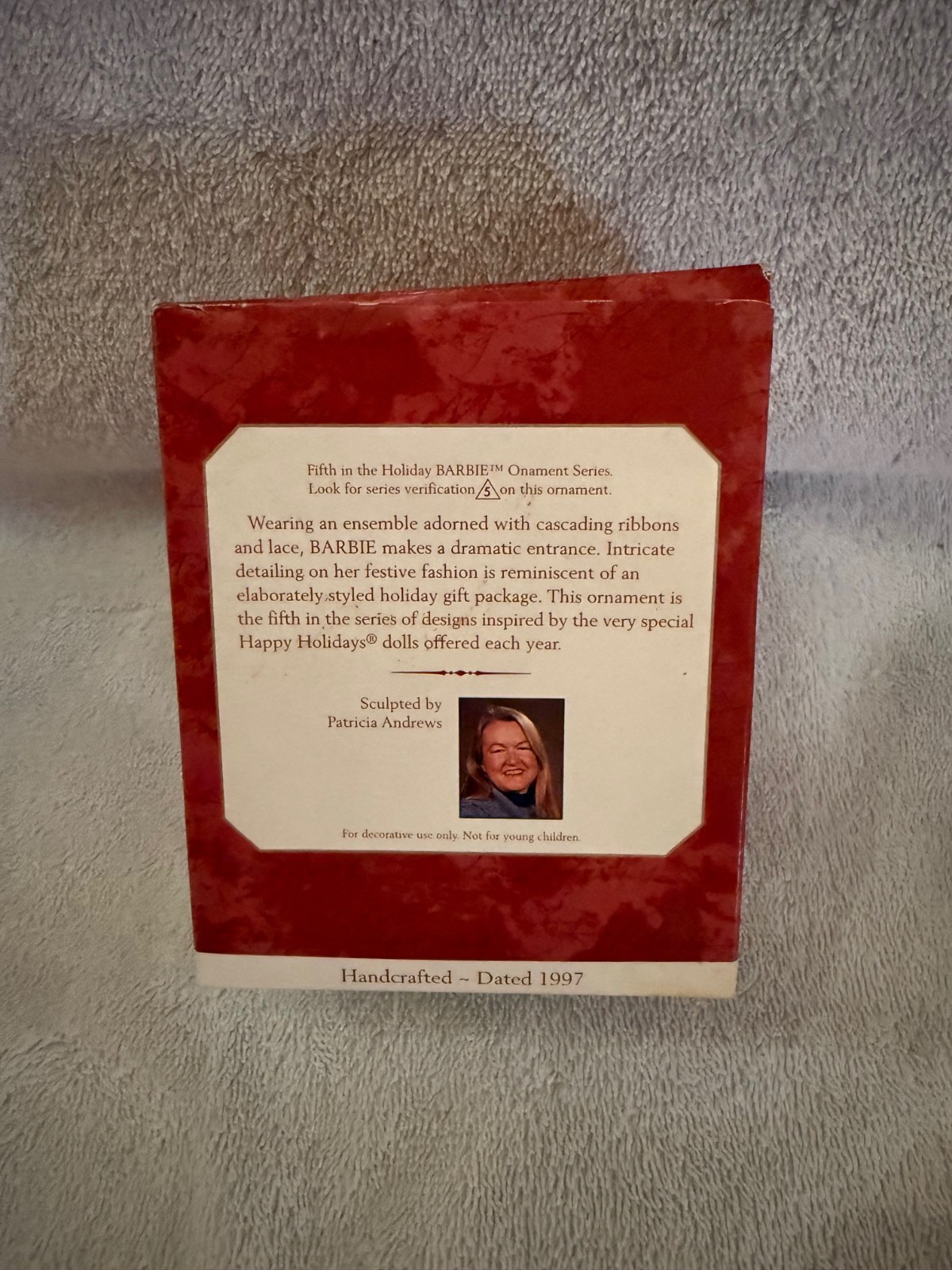 NEW IN ORIGINAL BOX 1996 Hallmark Holiday Barbie Ornament Collector Series