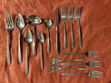 Japan EHP Bellissima Flatware odd lot 15 pieces