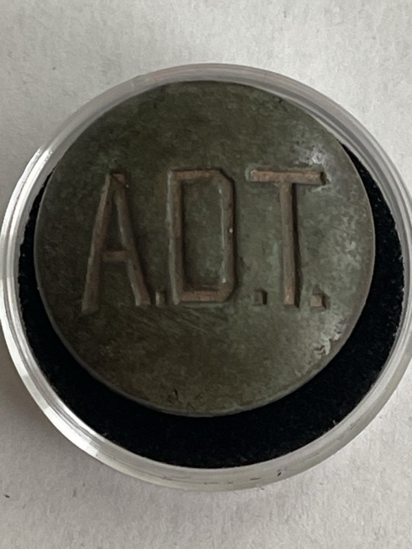 AMERICAN DISTRICT TELEGRAPH BUTTON 1840S TO 1920 TELEGRAM BOY UNIFORM BUTTON ￼