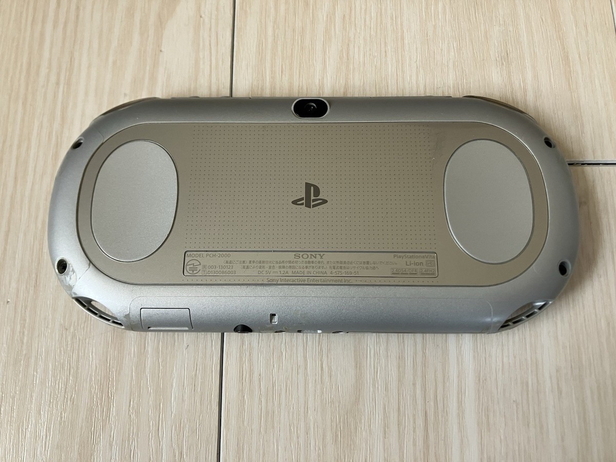 Sony Playstation PS Vita PCH-2000 ZA25 Silver Used Console Japan