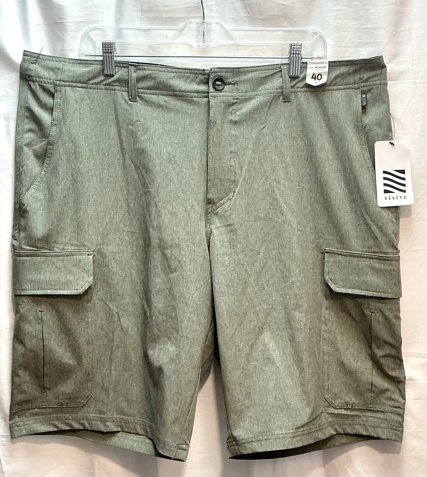 Visive Clothing Men’s Size 40, Cargo Shorts, Hybrid “On Land Or In Water” NEW