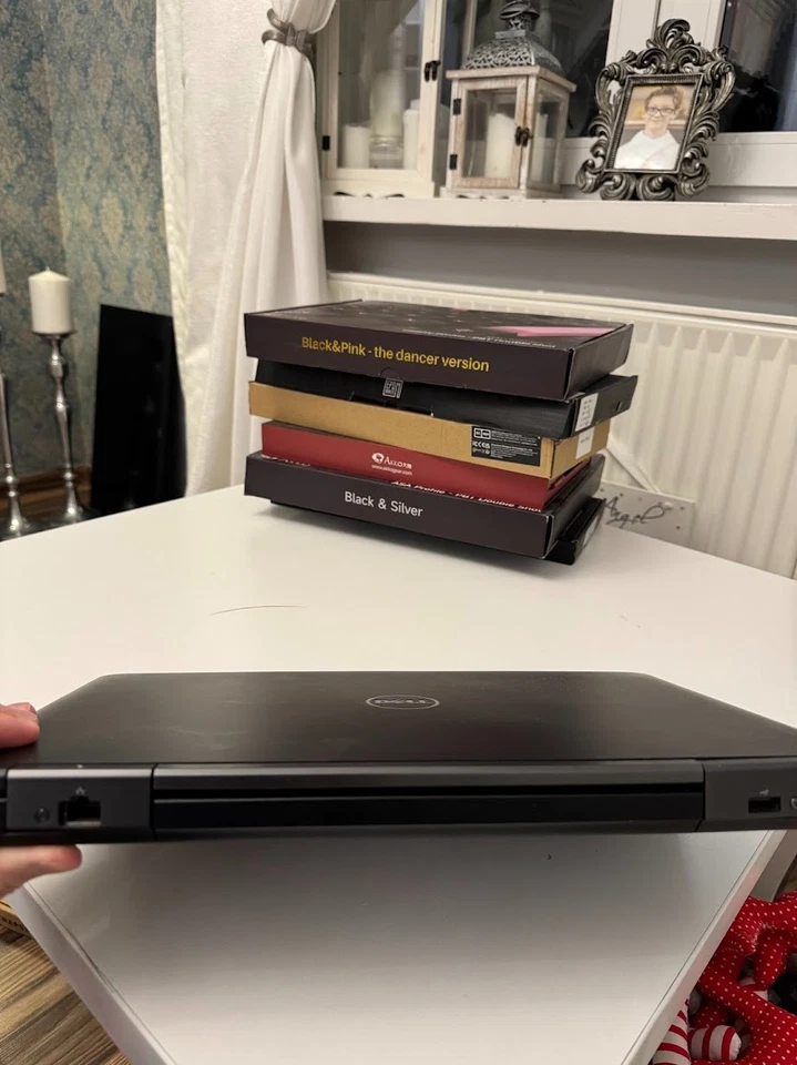 Dell Latitude E5540 15.6 inch Intel Core i5 4th Gen, Very Good Condition) - Image 2 of 4