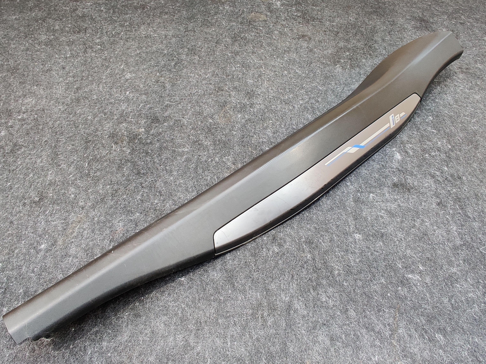 Left Side Entry Cover Strip Sill Trim Cover 51477314937 OEM BMW i8 2014-19 *NOTE