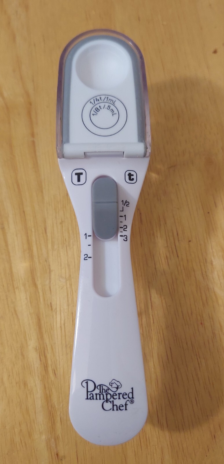 Pampered Chef Adjustable Measuring Spoon 0.25 to 1 Ounce  