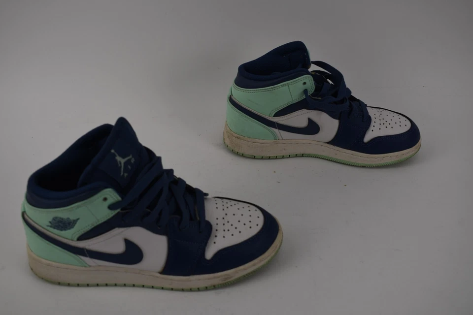 Jordan 1 Mid Mystic Azul Marino/Espuma Como Nueva 554725-413 Talla 4.5Y Mujer 6 Tenis Zapatos Foto 3 de 4