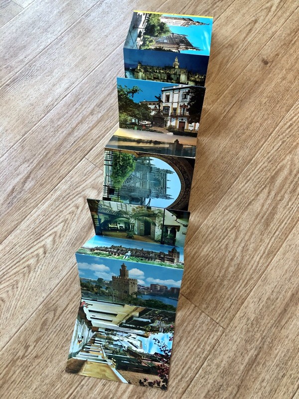 Sevilla Y Olé…Vintage 1976  Post Card Booklet with 12 Post Cards from Spain