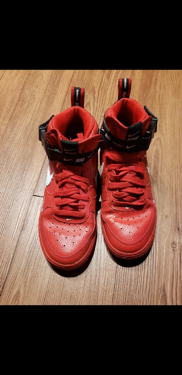 Nike Air Force 1 Mid Utility 