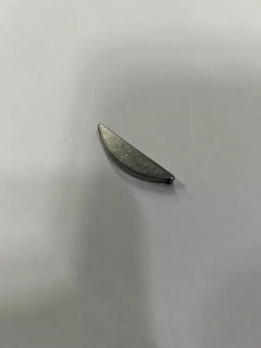 FORD OEM W702979S300 KEY - WOODRUFF -W702979-S300