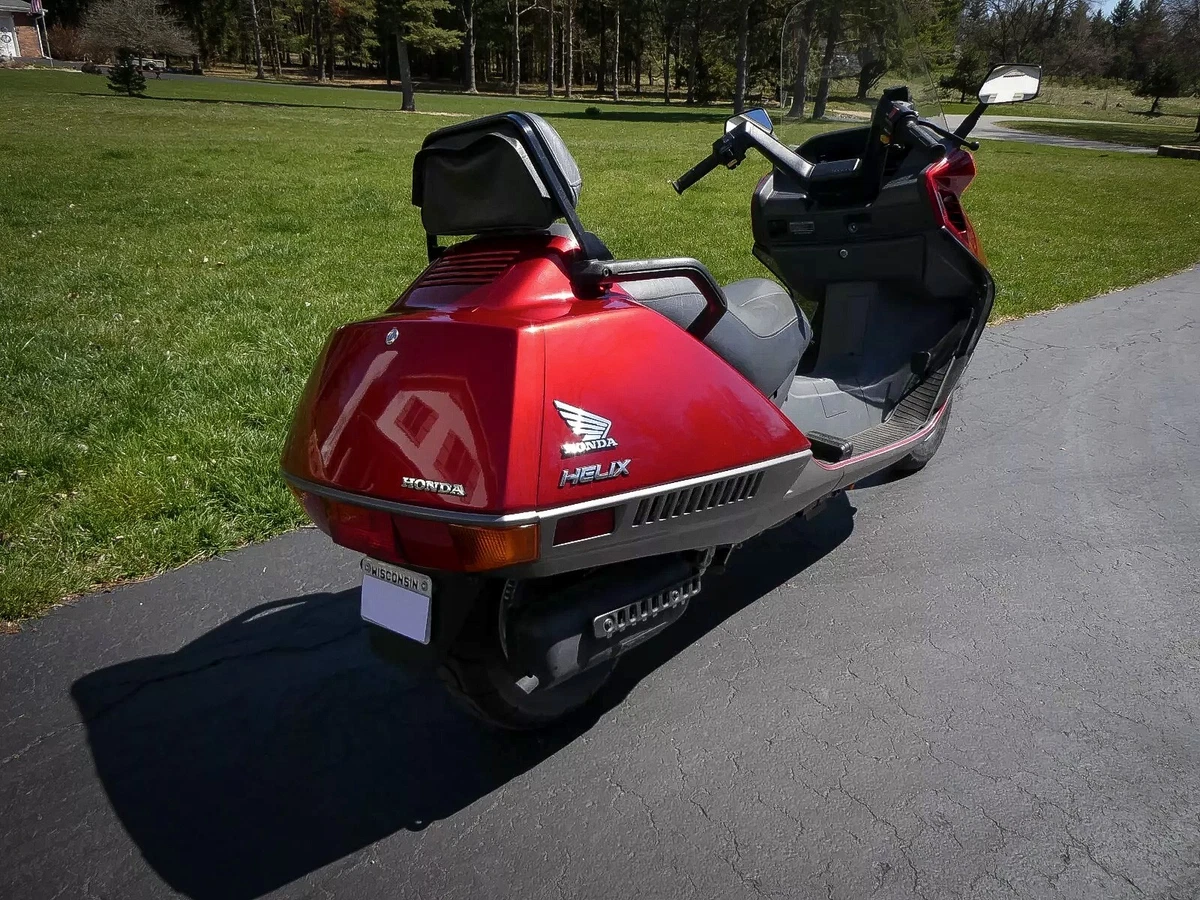 Is the 1986 Honda Helix the Greatest Scooter Ever?
