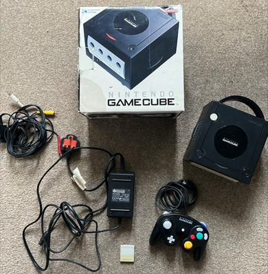 Nintendo Gamecube schwarz Konsole Bundle verpackt PAL ALLE OFFIZIELLEN ARTIKEL UK