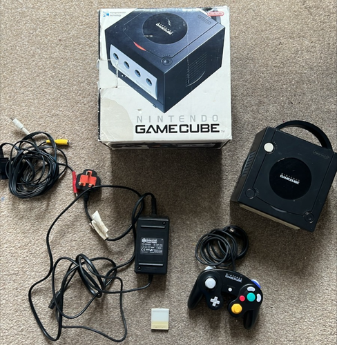 Nintendo Gamecube Black Console Bundle Boxed PAL ALL OFFICIAL ITEMS UK - Picture 1 of 17
