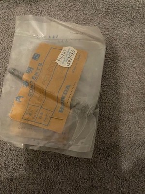 14731 PEO 000 Genuine Honda Auxialliary Valve Priced Each