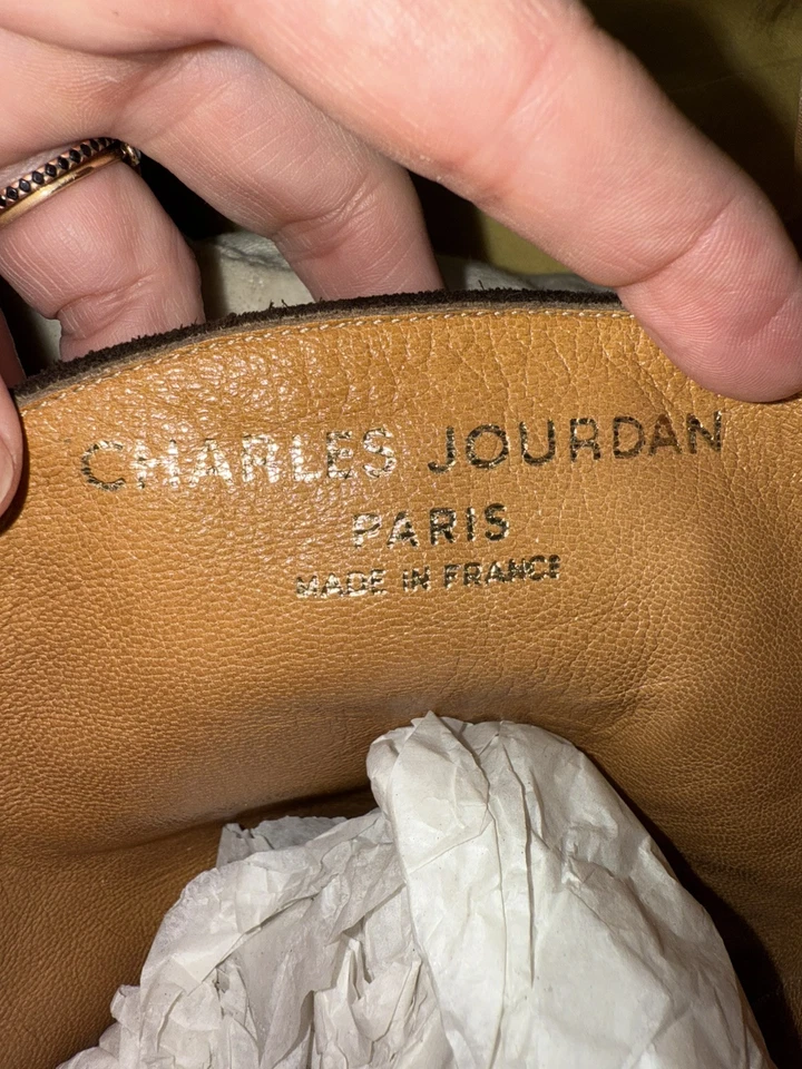 Botas de gamuza marrón vintage charles jourdan hechas en París Foto 3 de 4